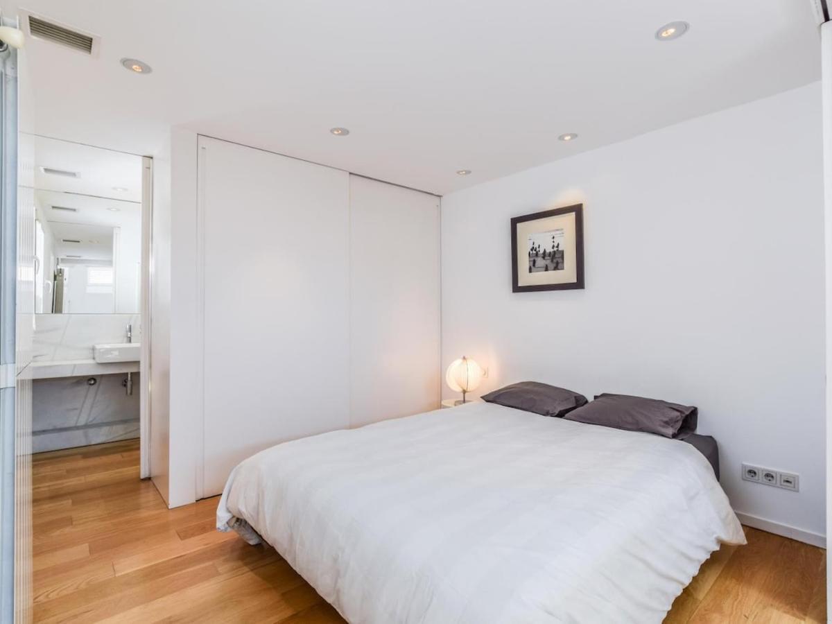 Atico Reformado En Anton Martin Apartment Madrid Exterior photo